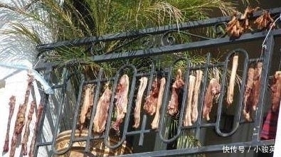 举报|中国人出国晒腊肉,被加拿大邻居举报,网友支招让人捧腹大笑