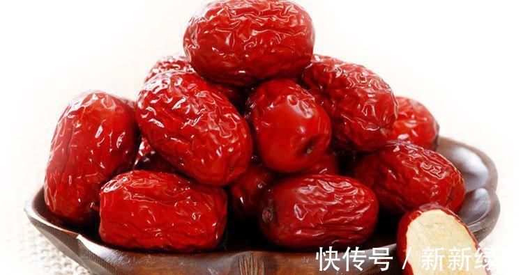 失眠多梦|失眠很折磨人 不用急, 这几种食物坚持吃, 保准睡得比猪还香