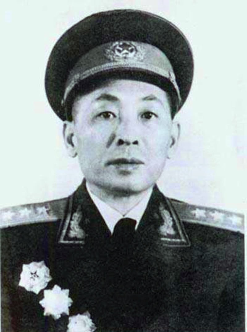 部队|粟裕南下组建苏浙军区后,第一师师长是谁?