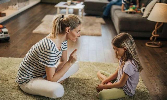 孩子|爸爸姓“柳”,给儿子取名后自认为很文艺,老婆冷笑:倒着念试试