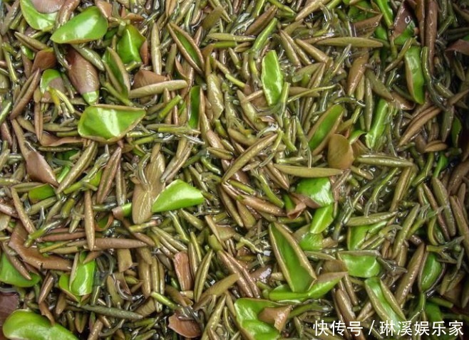 红润|女性“大姨妈”期间，多吃一物，排出子宫污血，肌肤也透亮红润！