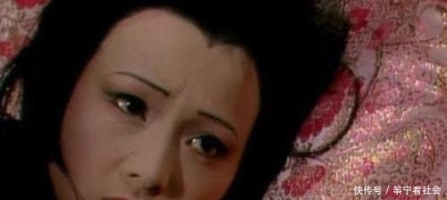 得知金荣受委屈而大发脾气的璜大奶奶,为何没有去找秦可卿理论