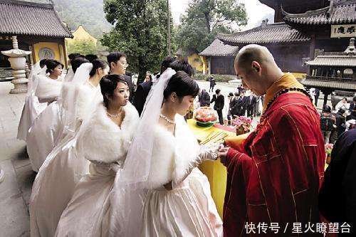 日本|日本美女为何都想嫁给和尚看看日本和尚的私生活,就知道原因了