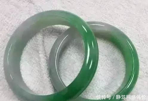 翡翠|爆裂的翡翠毛料,切的好坐宾利,不会切骑小电动!