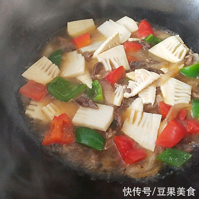昆布|每次做这道腊肉炒冬笋，隔壁小孩都会来敲门