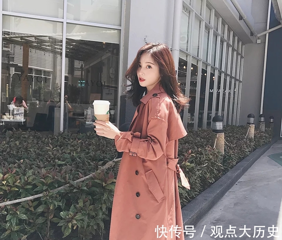双排扣|秋冬时尚风衣来袭，不负风光不负亲