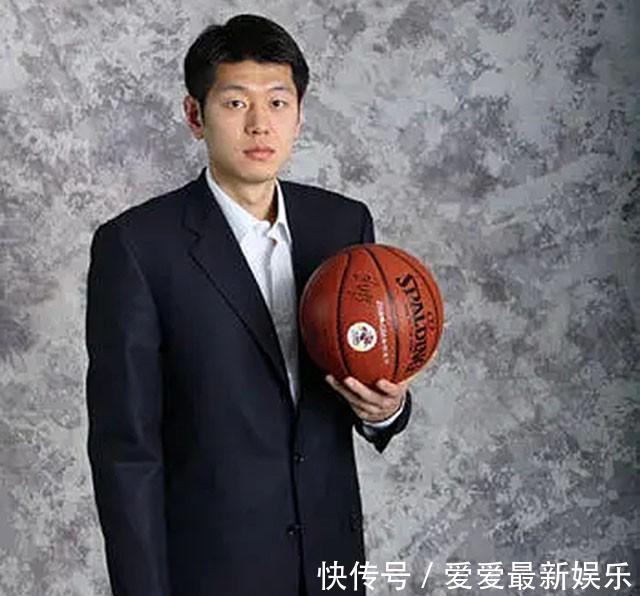 周雅菲|八一女篮王凡病逝,莫科一夜白头,教练牵线2年后再婚生2娃