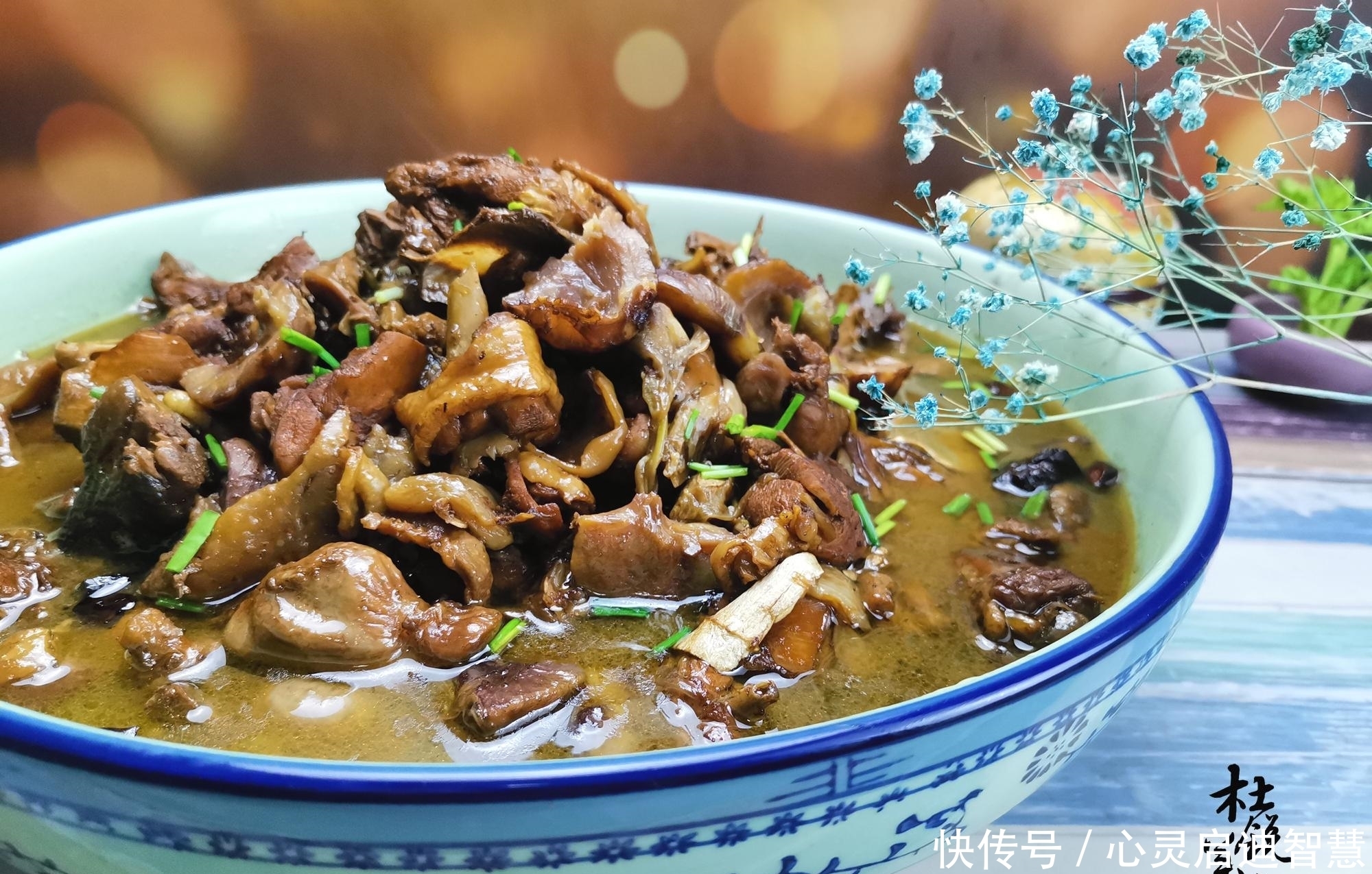 年夜饭的首道菜就应该是它，寓意“大吉大利”，来年全年走好运