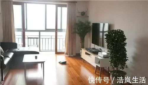 木地板|不顾家人反对我将客厅隔出一个房间，装修完工后一个个被打脸