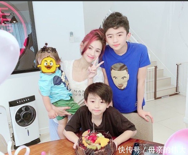 张柏芝三儿子正面照,颜值超越两个哥哥,网友:快出道吧