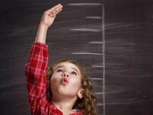 个子|孩子青春期个子矮别急，抓住3个长高“法宝”，再窜一截没问题