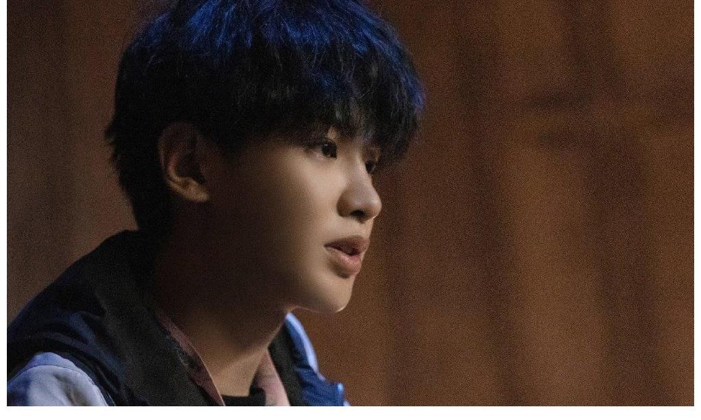 前辈|赖冠霖、宋亚轩、刘耀文，综艺里的“沉默派”有多难？