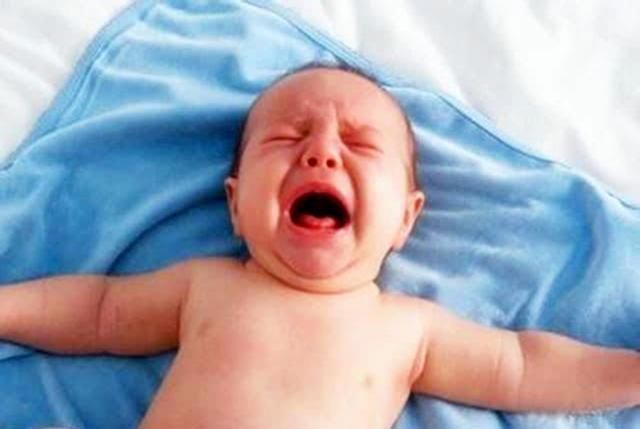 护理垫|孕妈进入产房生孩子,5样东西必须带全,其他可以不带,可别嫌多