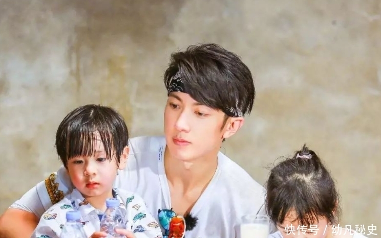 欧巴 《爸爸去哪儿》8年,多多拍话剧,石头帅成欧巴,她受到国王表扬