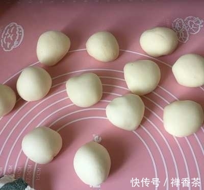 白吉饼|陕西有名小吃,腊汁肉夹馍,美味会让你垂涎三尺哦!