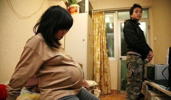 一起长大|同样是怀孕,为啥有人显怀早、有人显怀晚?原因主要出在孕妈身上