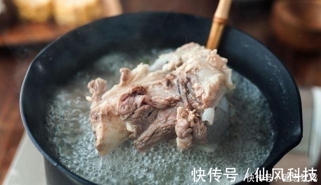 血沫|无论炖什么肉,万万不能直接焯水少了这一步,难怪又老又腥