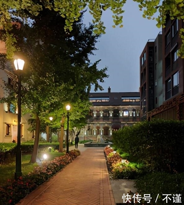 R2|「集微拆评」坚果R2评测：旗舰配置加独有功能，手机更好用了