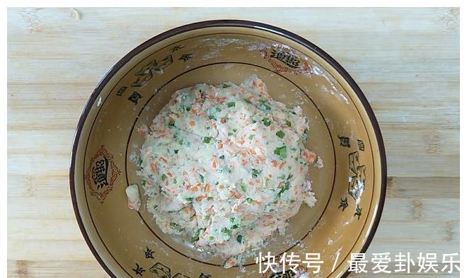 做法|土豆饼的简单做法,学会了再也不用买早餐了,咬一口满嘴留香