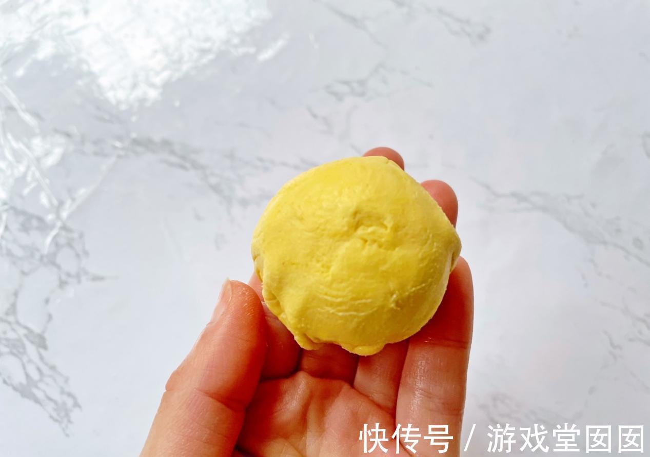 汤圆别再煮着吃了,大雪过后换种做法,外酥里糯,大人孩子都爱吃