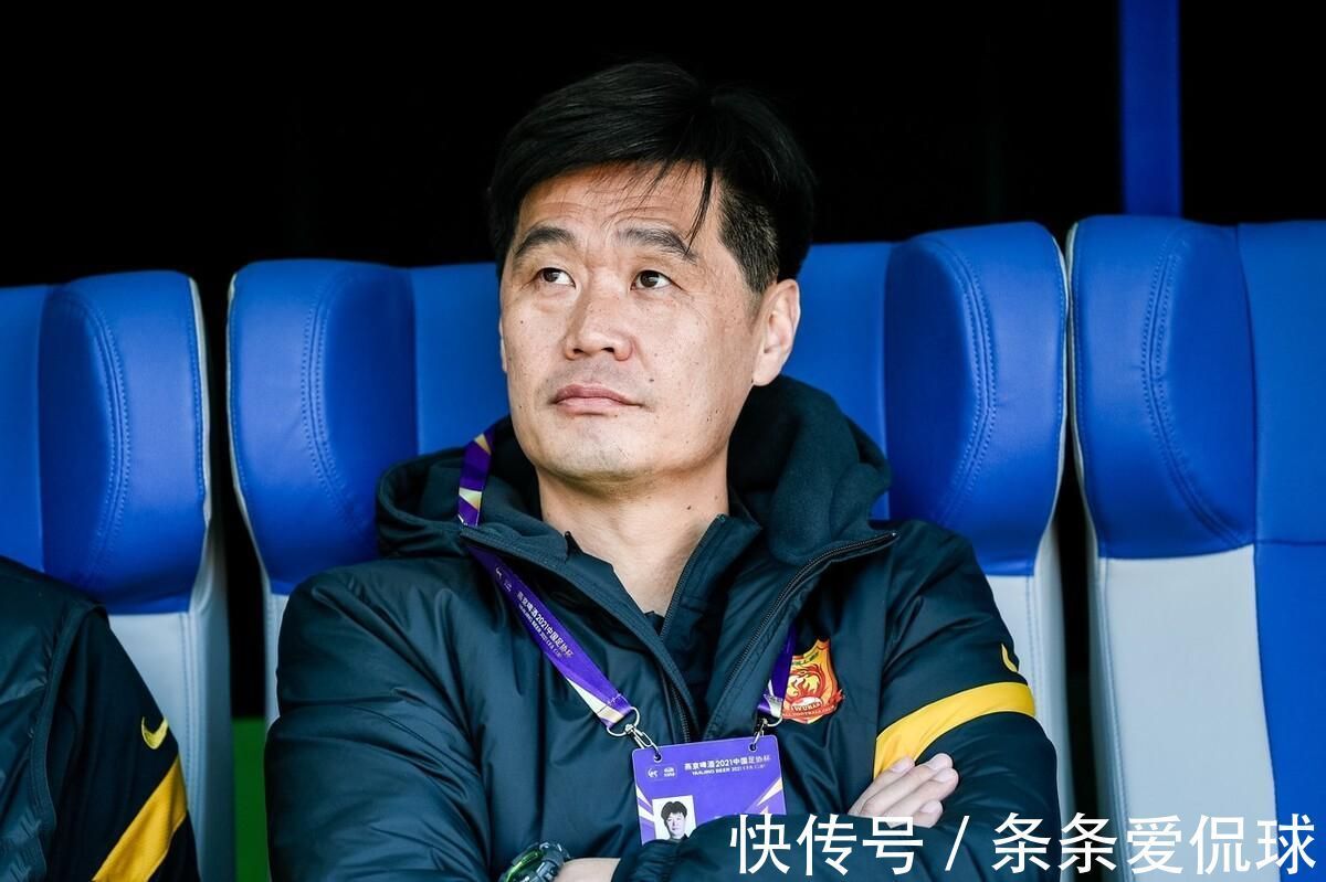 足協(xié)|曝李鐵主動請辭國足主帥，足協(xié)省了違約金，李霄鵬迎來上位良機