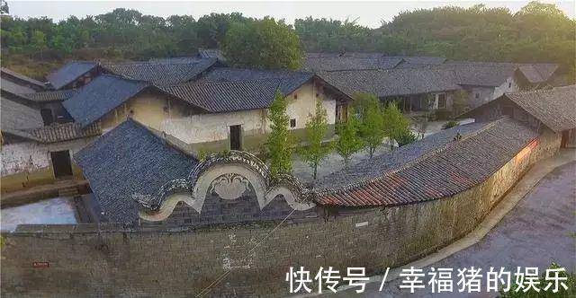 豪宅|乐山有处“巨富豪宅”，主人家中曾出10个翰林，距成都2小时车程