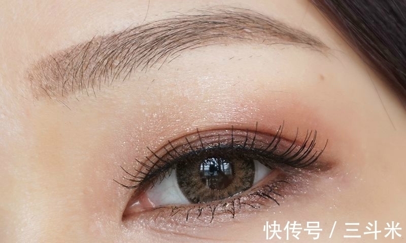 双眼皮 手术割了双眼皮的人,老了后会变成什么样?现在知道还不晚!