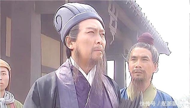 上演|诸葛亮上演“空城计”，为何要让4个人在门前扫地？别想的太简单！