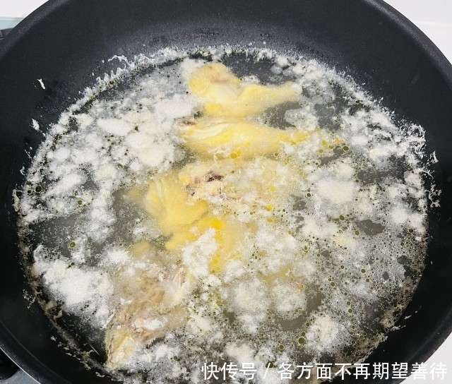 鲍鱼千张鸡汤，味道鲜美，营养滋补!