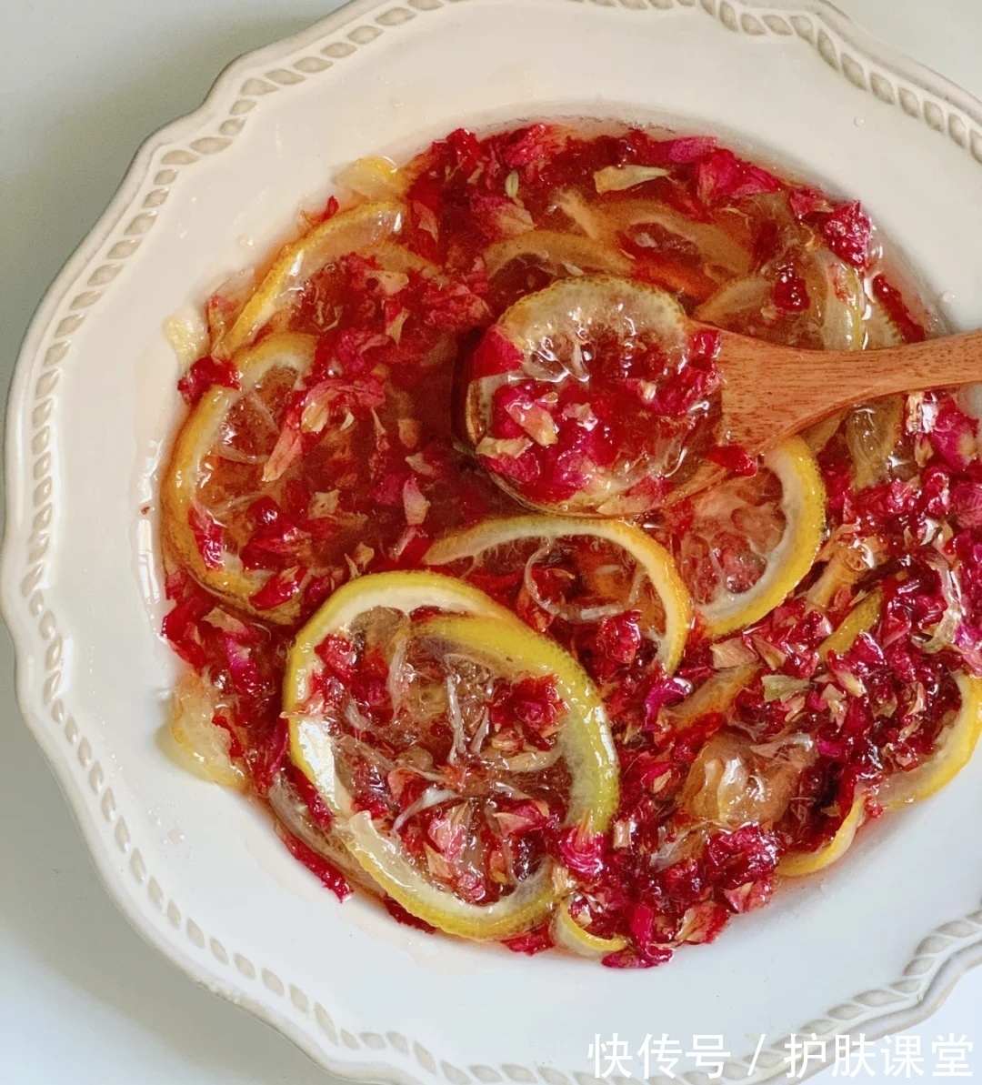 玫瑰|七夕了,礼物预算500,如何让女朋友得到上千块的体验?