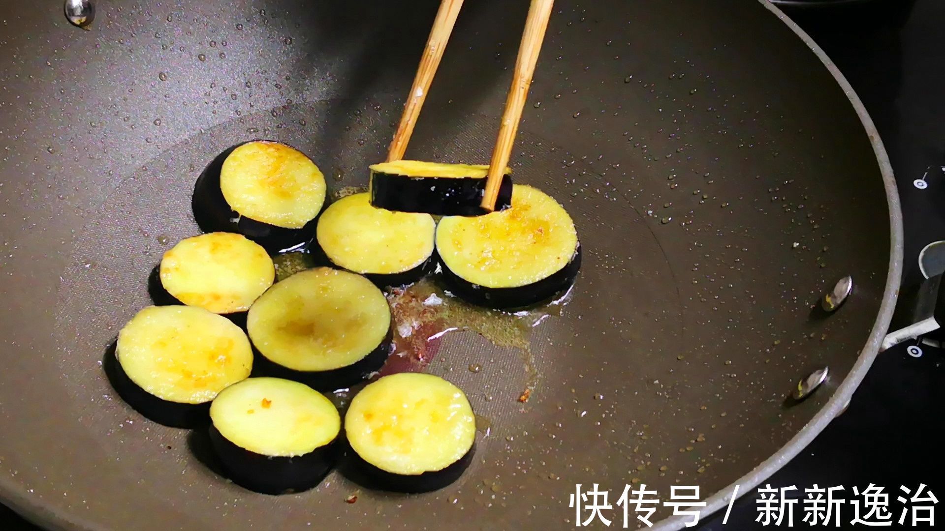 老豆腐|天冷多吃此蔬菜，比白菜鲜美，比萝卜营养，几块钱炖一锅，吃得值