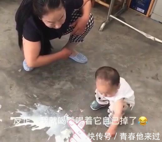 吵架|“小话痨宝宝”打碎奶瓶和奶奶吵架,网友别说了,是爸爸弄得!