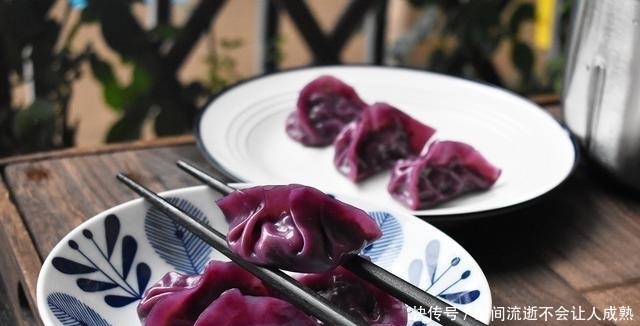 春天用这三种食材做饺子馅,鲜美汁多味道超赞,蒸饺煎饺都很好吃