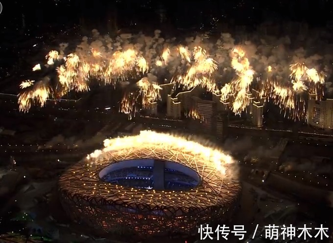 火炬|冬奥主火炬手亮相!杨扬苏炳添惊喜现身,年轻运动员挑大梁