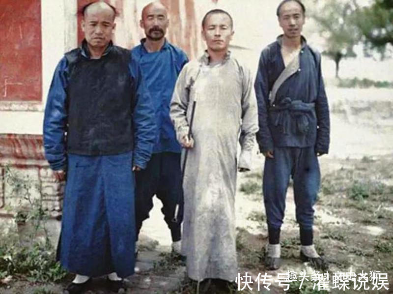 奶奶@清末年间,津门有位马九爷,这人能耐极大,堪称俗世一奇人