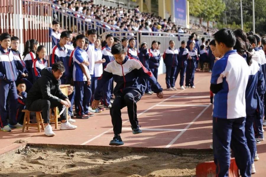 体育|师生同参与峡山二七一实验初中举行第六届体育美食节集中活动日