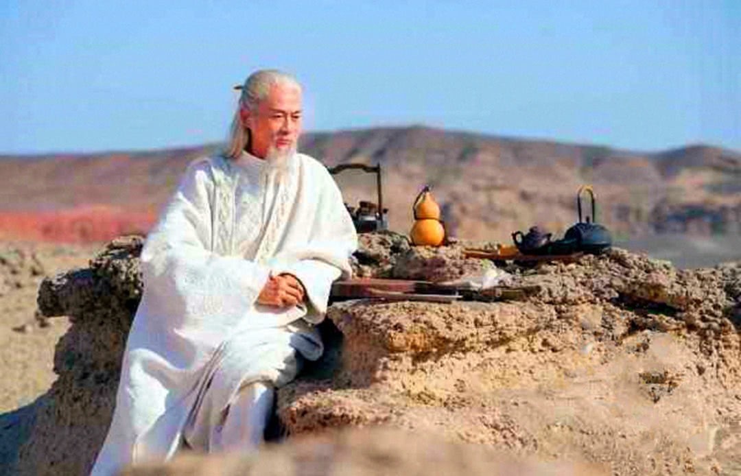 眼睛可以位移的神仙,曾经送给尧帝一仙药,吃一颗可活三百年