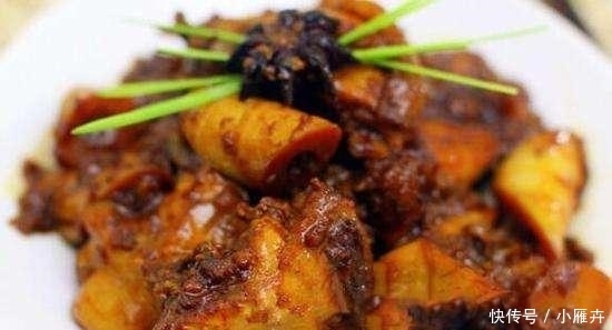 三道家常小炒,配馒头,配米饭都好吃,家人特别爱吃!