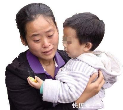 回家|3岁女童突然失明，医生告知原因后，父母立刻回家扔掉这样东西！