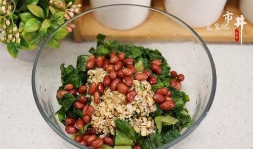 这菜浑身是宝,叶子别当垃圾扔了,营养集中在这,不懂吃可惜了