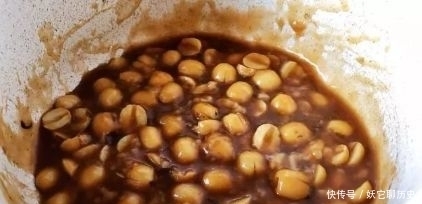 米香莲子|睡眠不好的人可以常吃它,这样做米香十足,简单一煮超好吃!