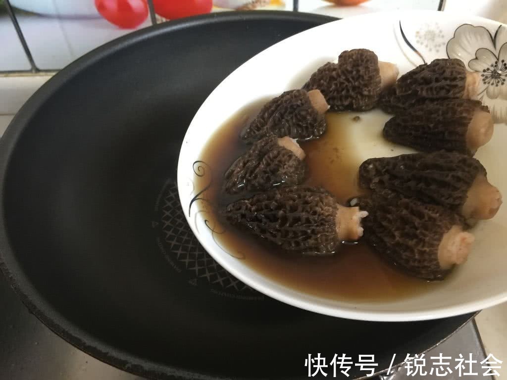 脂褐质|天热,吃肉不如吃此菜,虽然有点贵,但是对身体很好,鲜美又营养