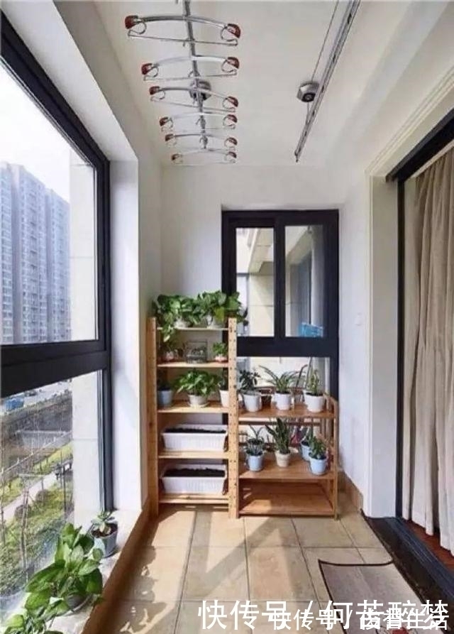 草地|原来阳台还能这样铺砖,太漂亮了,一看就喜欢
