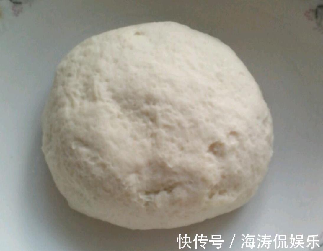 面团|家里有面粉的,一定要试试这款葱油饼,香软多层,比买的好吃