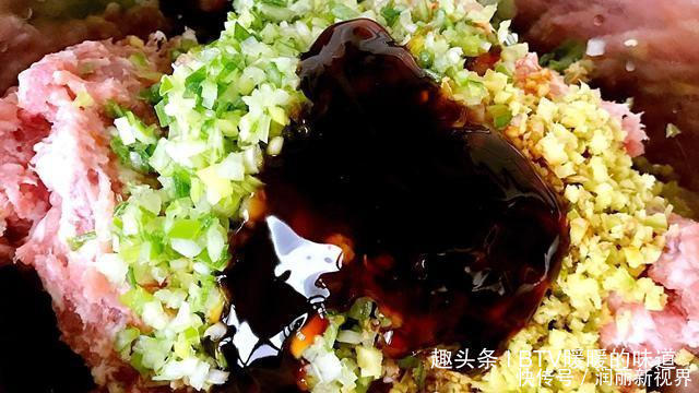 立刻|你做的饺子馅又干又柴避开2个误区,饺子立刻好吃到爆汁