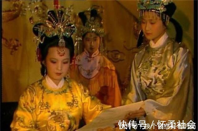 红楼梦!此人是红楼梦里最蠢的女人,四件事将贾家推上绝路,件件扎心