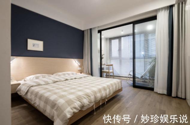 电视机|家里有孩子,客厅别买沙发了,电视机也别要,学她家这样装更实用