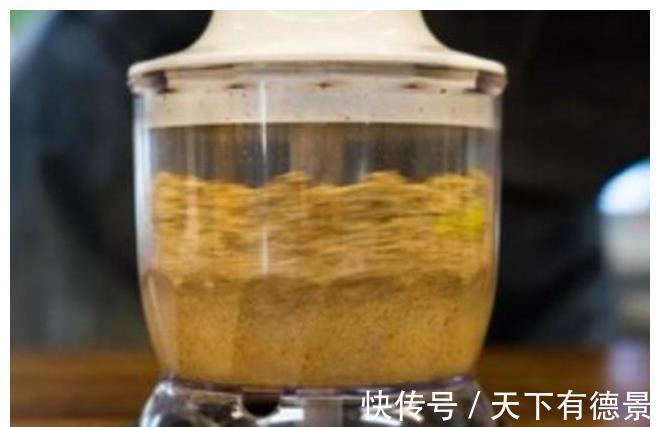 大厨|烧烤用的“椒盐”到底该怎么做？大厨教你做法，想吃再不用出去买