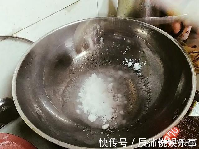 红亮|大厨炒糖色红亮不苦，原来关键在这3步，难怪之前做的发苦