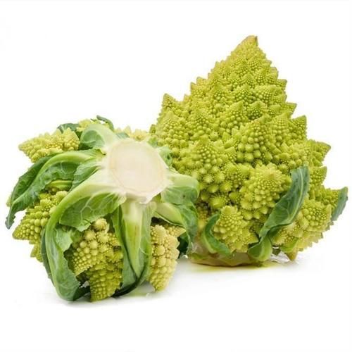 美容养颜|女性不想变黄脸婆，要坚持吃三种食物，美容养颜，滋润肌肤！